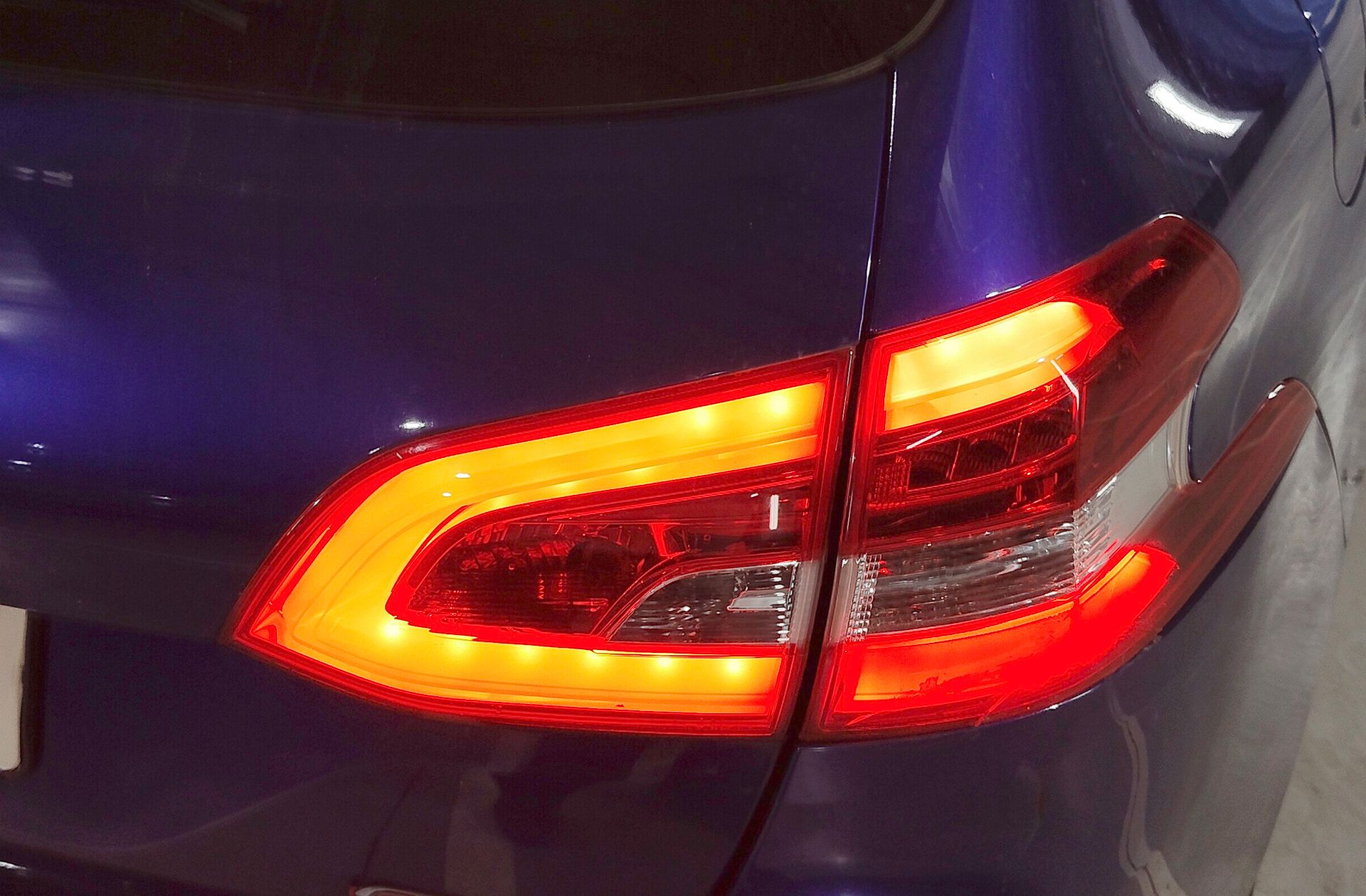 Peugeot 308 SW 1.5 BlueHDi GT Line EAT8 - foto 17