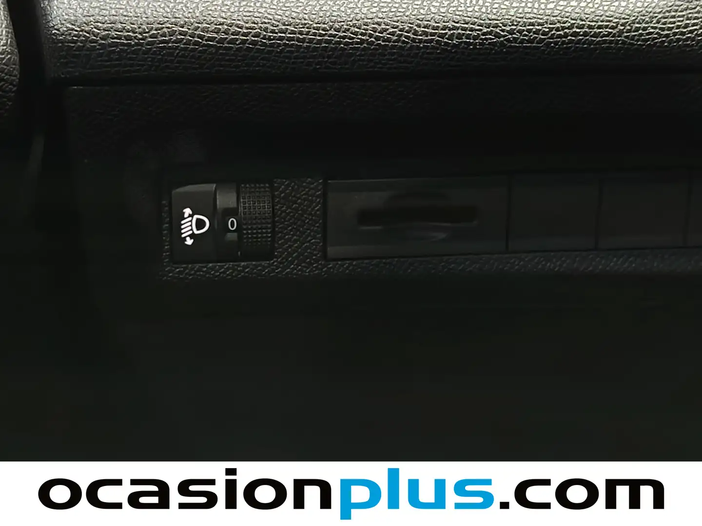 Foto Peugeot 308 Peugeot 308 SW PureTech 130 S&S Allure (130 CV)