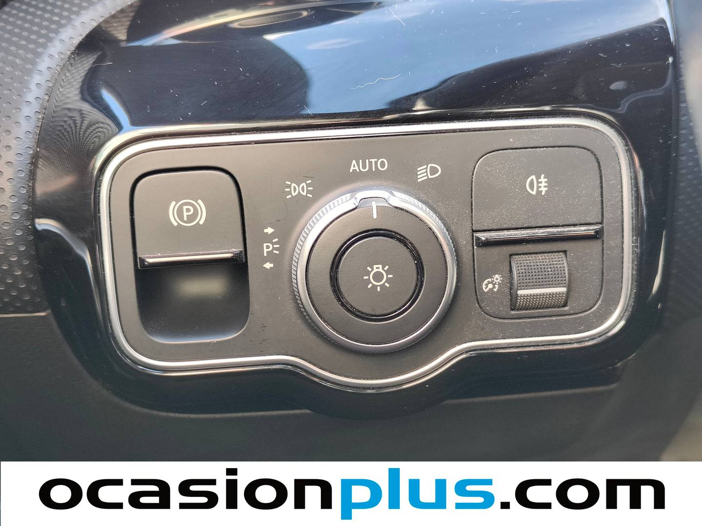 Foto Mercedes CLA Mercedes-Benz CLA CLA 180 (136 CV)