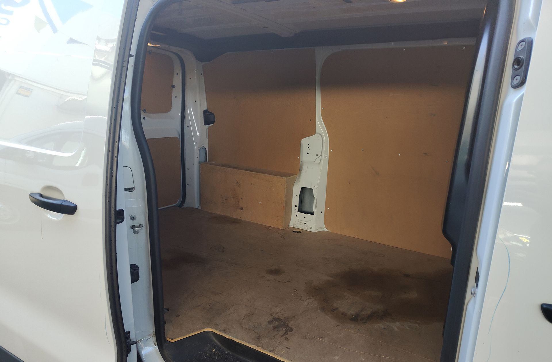 Fiat Scudo Furgon 1.5 BlueHDi L2 - foto 13
