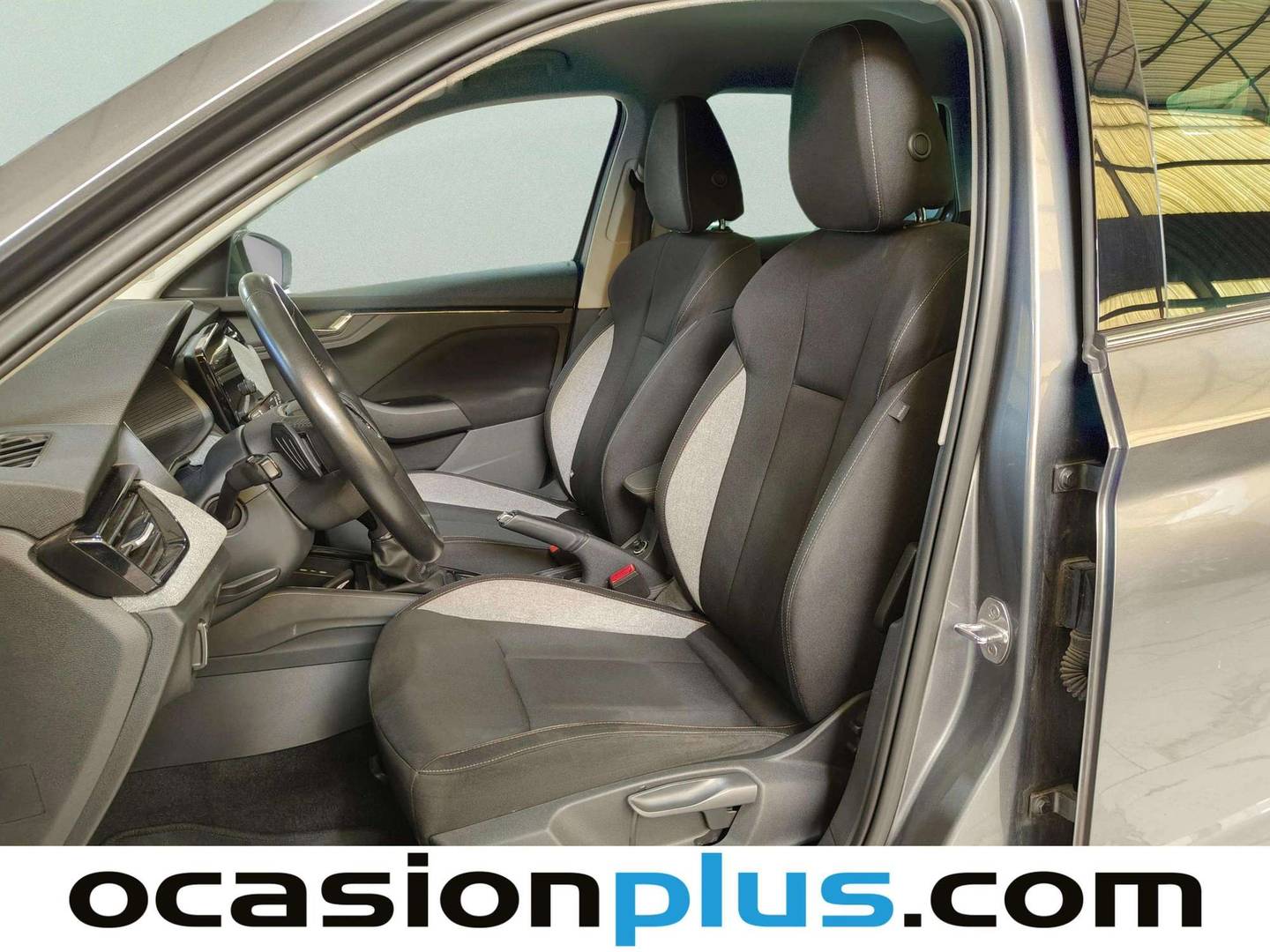 Foto asientos delanteros Skoda Kamiq Skoda Kamiq 1.0 TSI Selection DSG (115 CV)