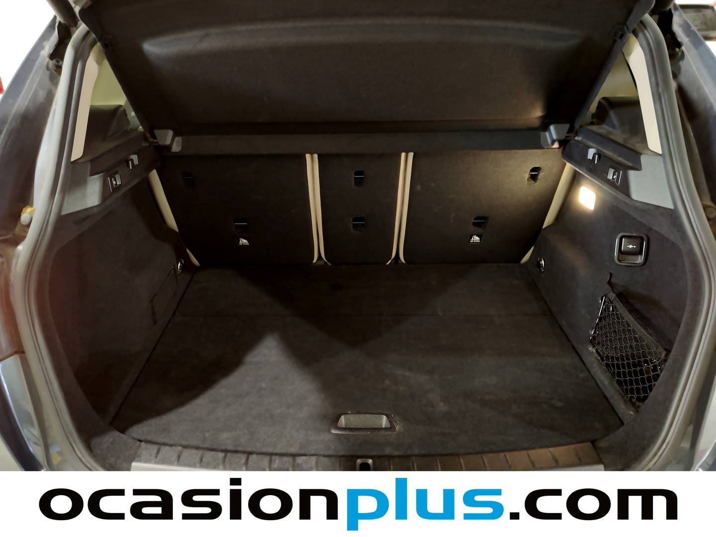 Fotos maletero BMW Serie 2 Active Tourer BMW Serie 2 220i Active Tourer (192 CV)