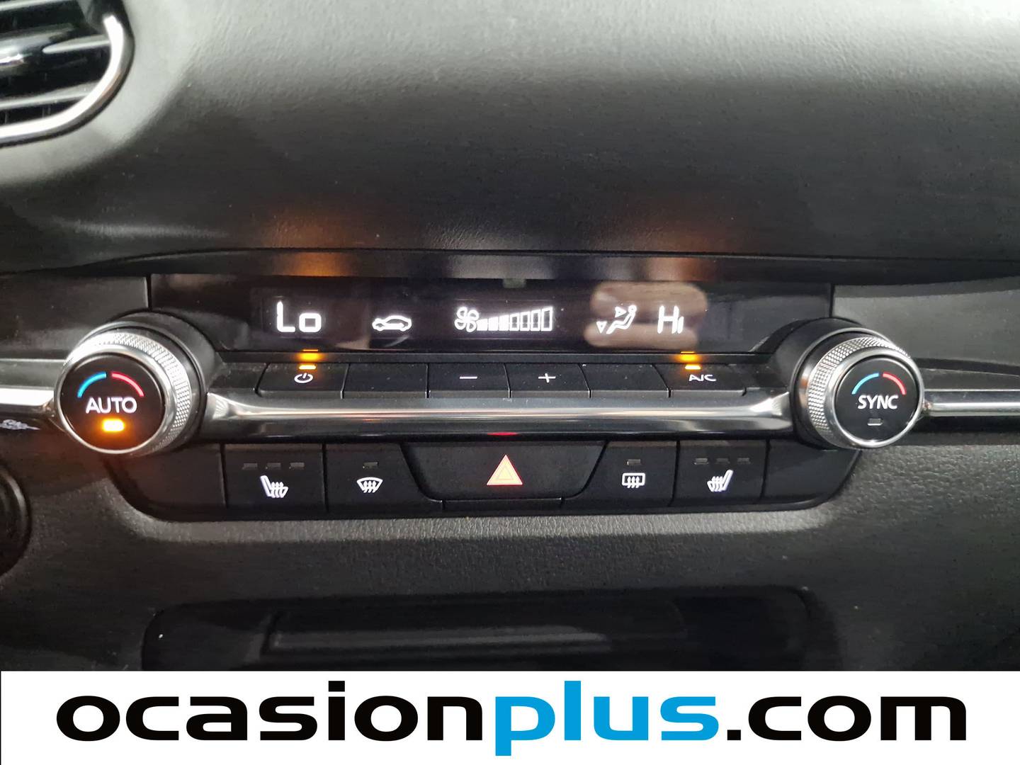 Foto Mazda CX-30 Mazda CX-30 2.0 e-SKYACTIV-X Homura 2WD (186 CV)