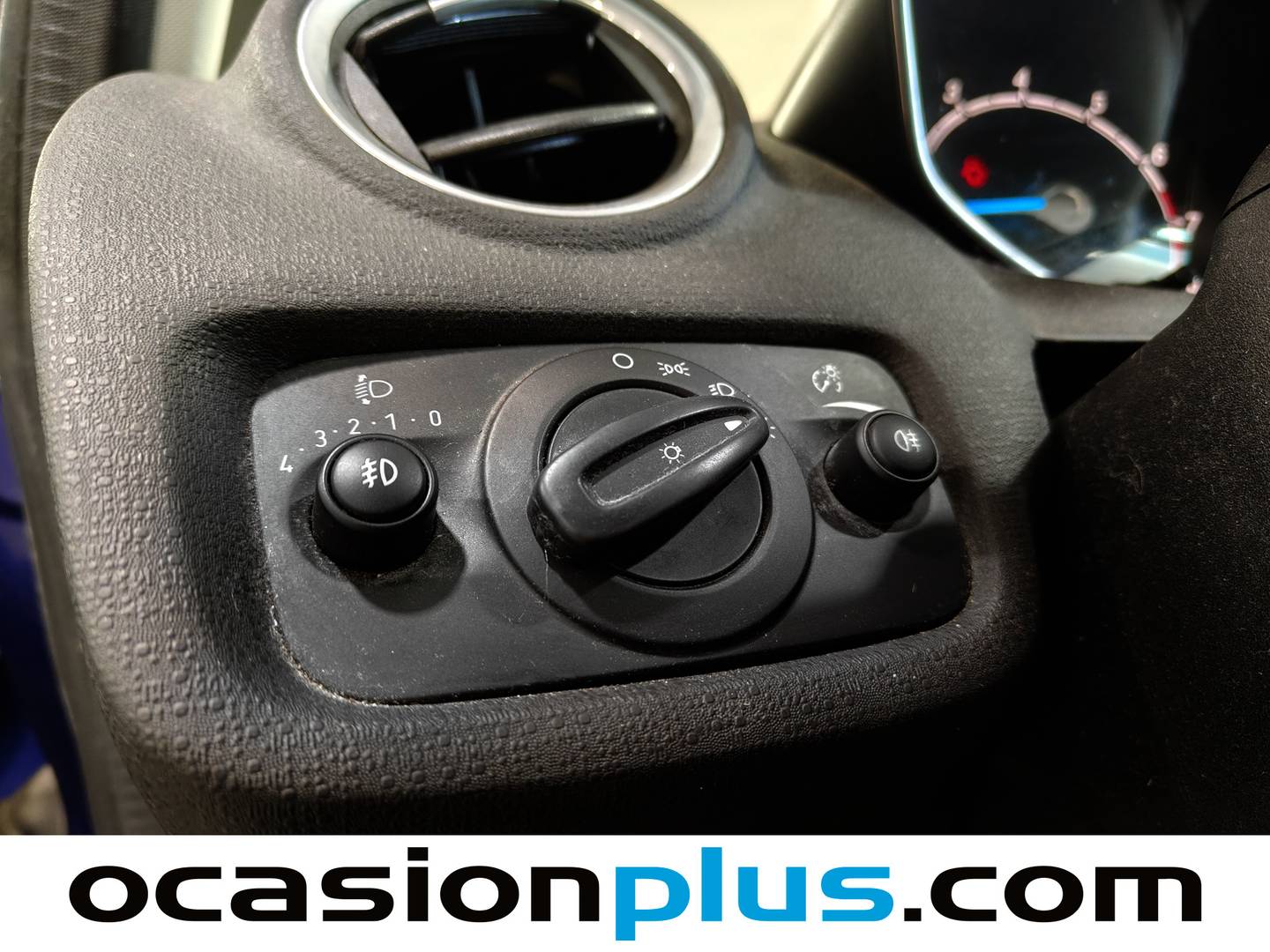 Equipamiento del Ford Fiesta Ford Fiesta 1.0 EcoBoost Titanium (100 CV)