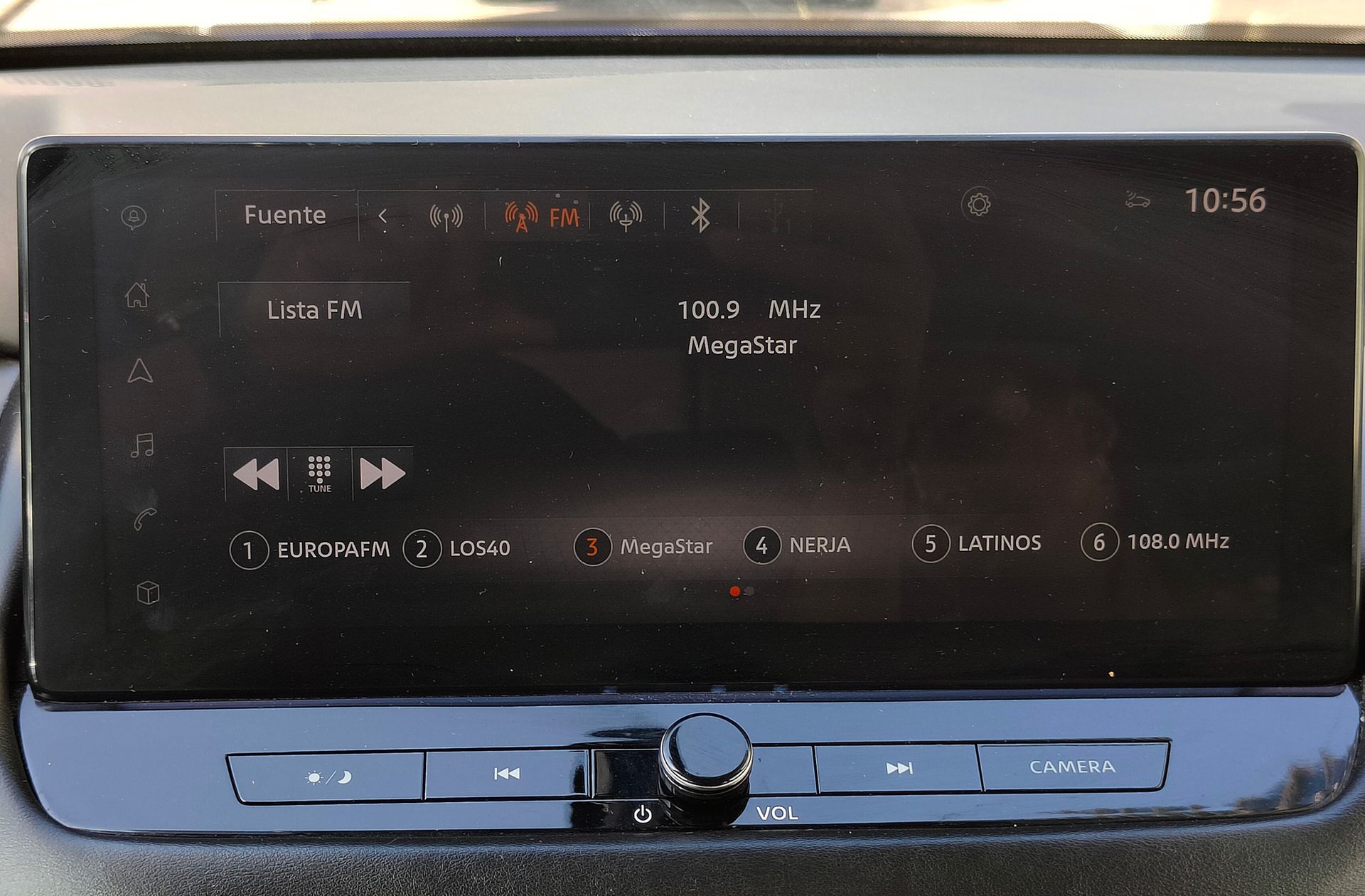 Nissan Qashqai DIG-T 140 mHEV N-Connecta 4x2 - foto 31