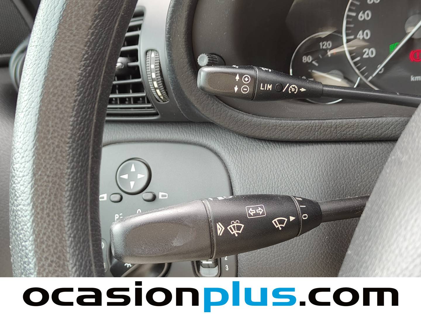 Foto Mercedes Clase C Mercedes-Benz Clase C C 180 K Classic (143 CV)