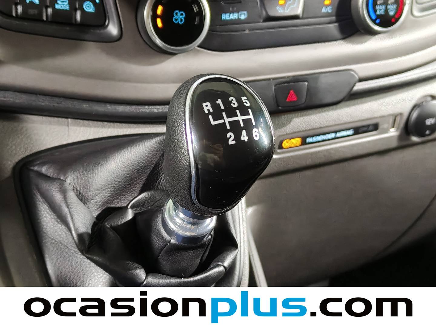 Foto Ford Transit Custom Ford Transit Custom Kombi 2.0 TDCI 320 L1 Trend (130 CV) 9 Plazas