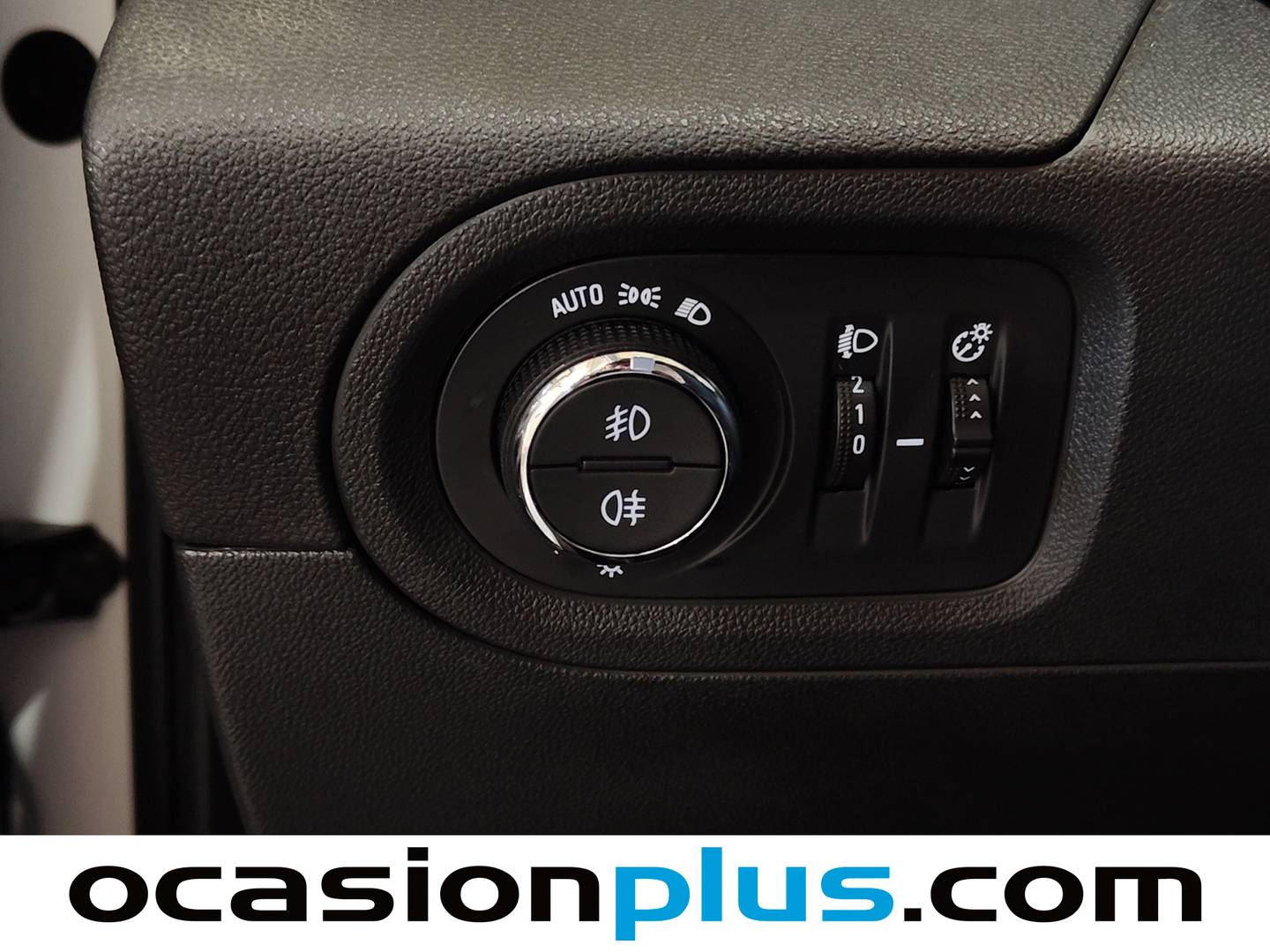 Foto Opel Grandland X Opel Grandland X 1.2 Turbo Design Line  (130 CV)