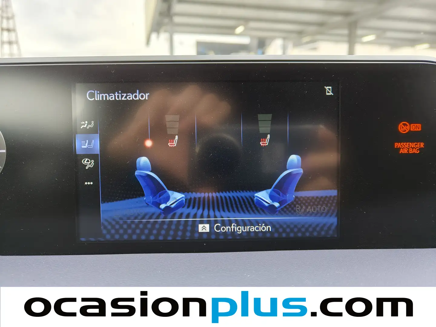 Foto Lexus UX Lexus UX 250h Luxury (184 CV)