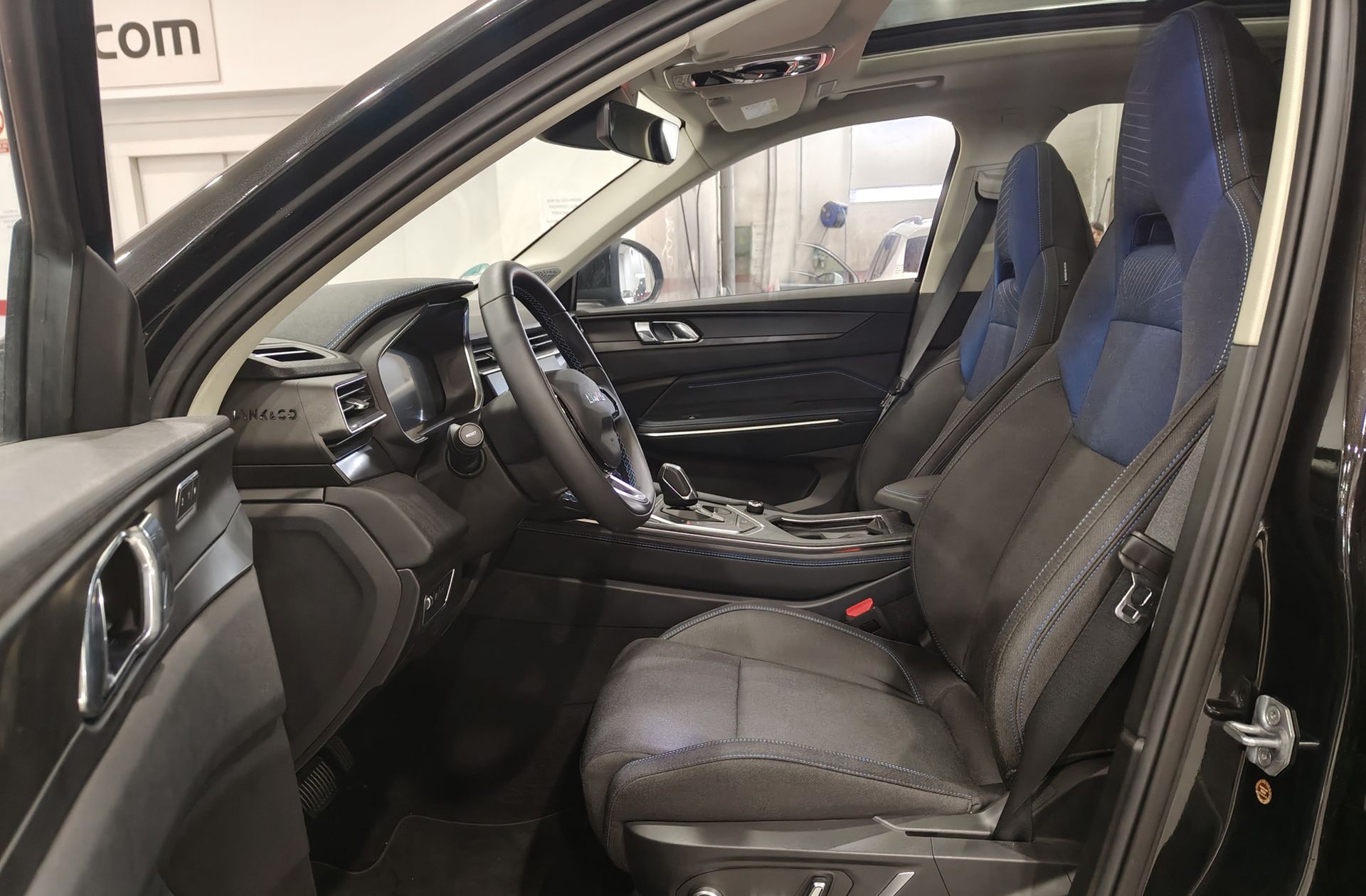 Lynk & Co 01 1.5 PHEV - foto 13