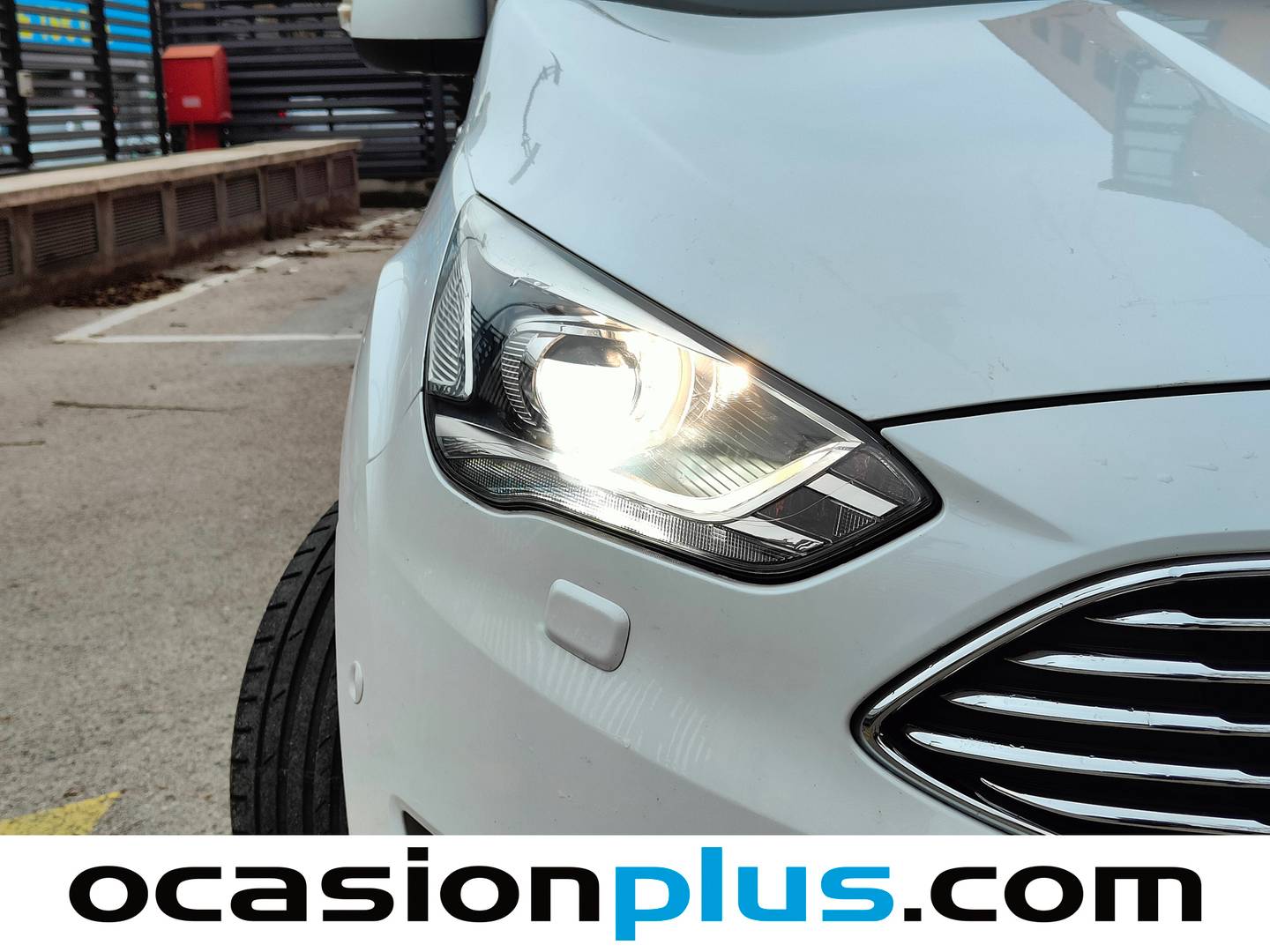 Foto Ford C-Max Ford C-Max 2.0 TDCI Titanium (150 CV)