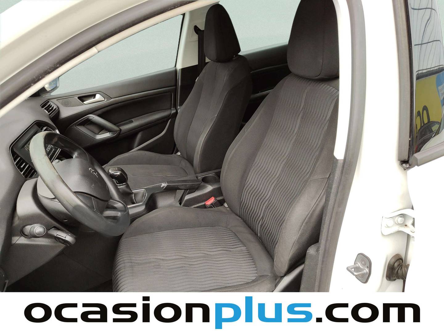 Foto asientos delanteros Peugeot 308 Peugeot 308 SW PureTech 110 Access  (110 CV)