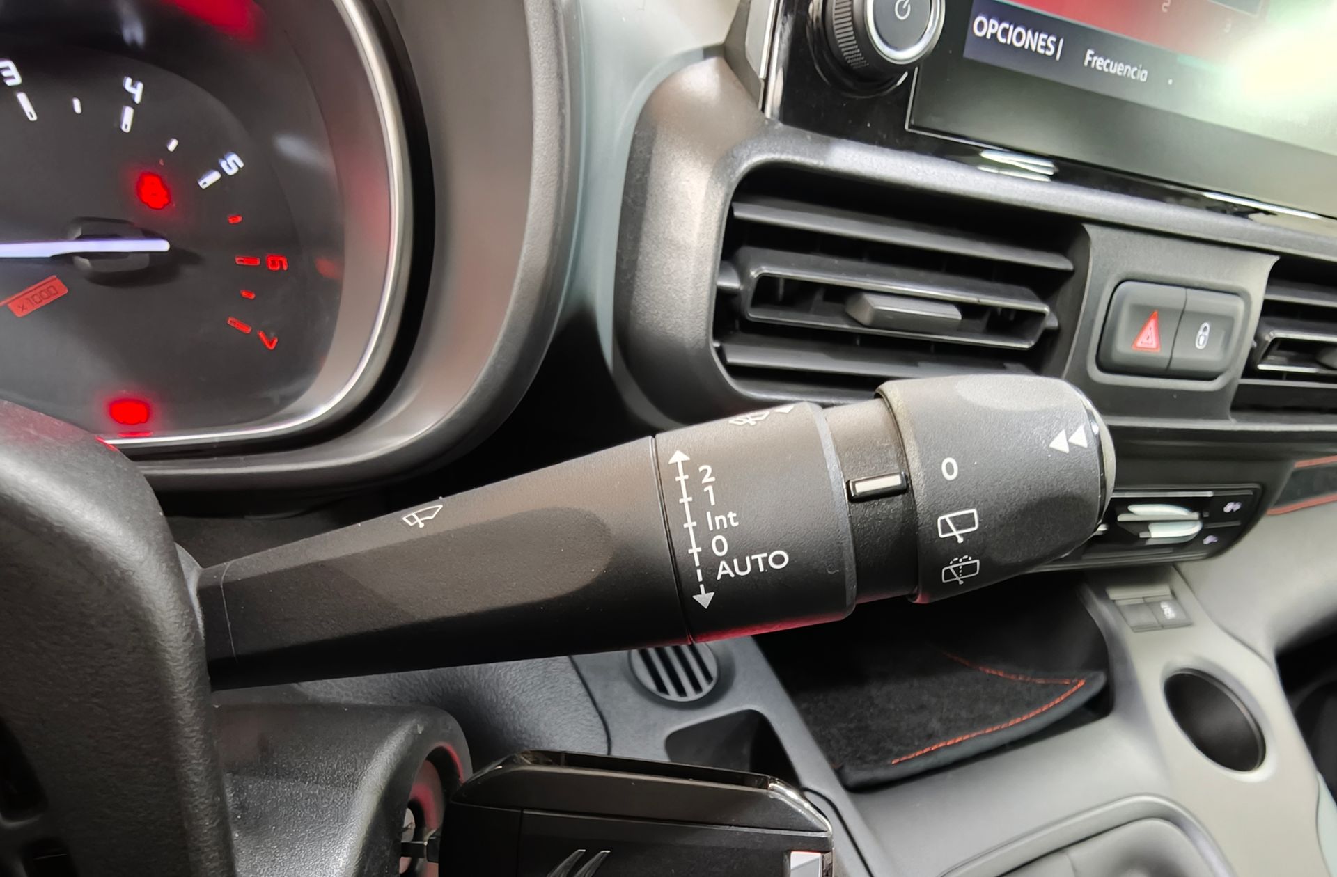 Citroën Berlingo BlueHDi 100 Talla M Shine Pack XTR - foto 32