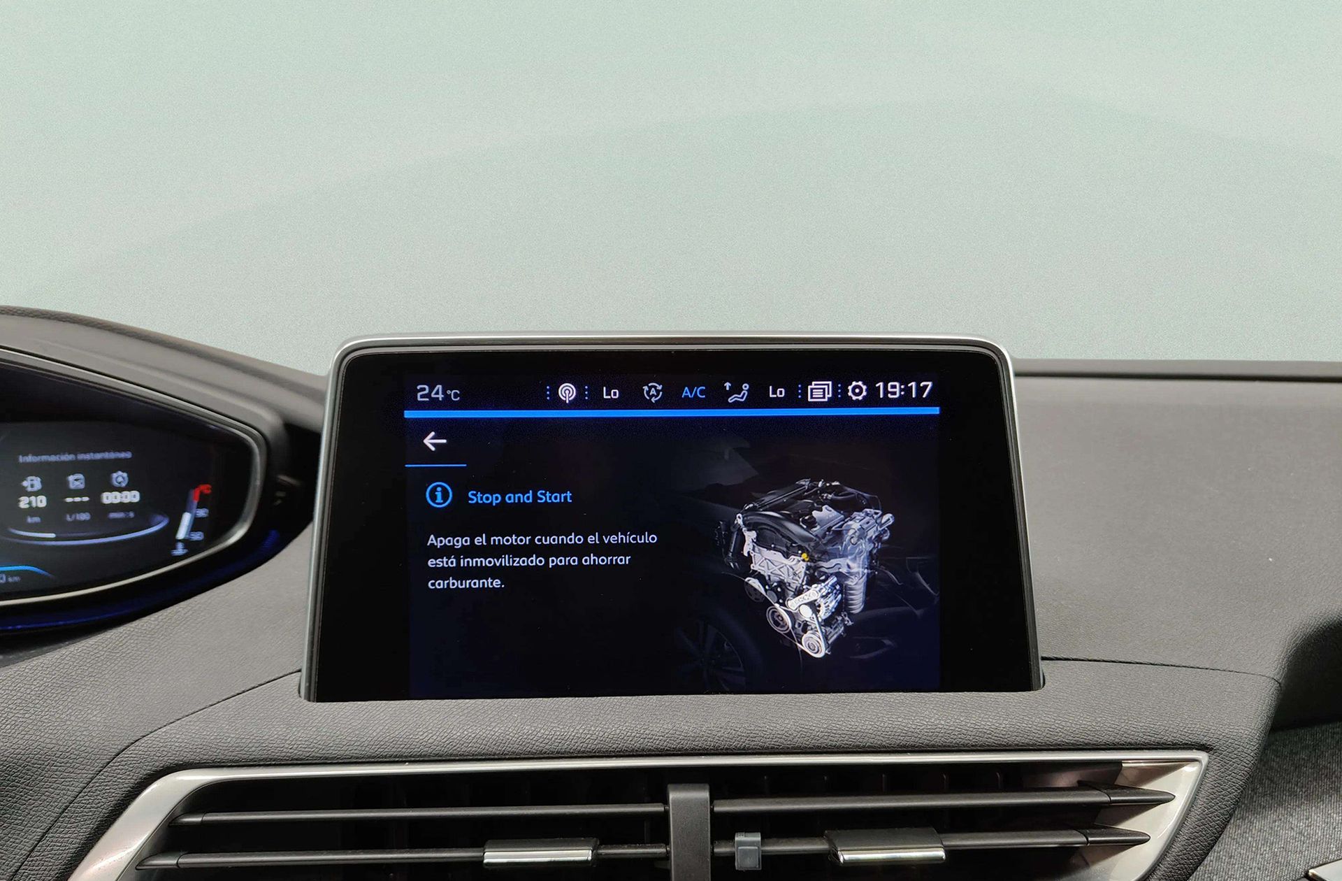Peugeot 3008 PureTech 130 Allure - foto 12
