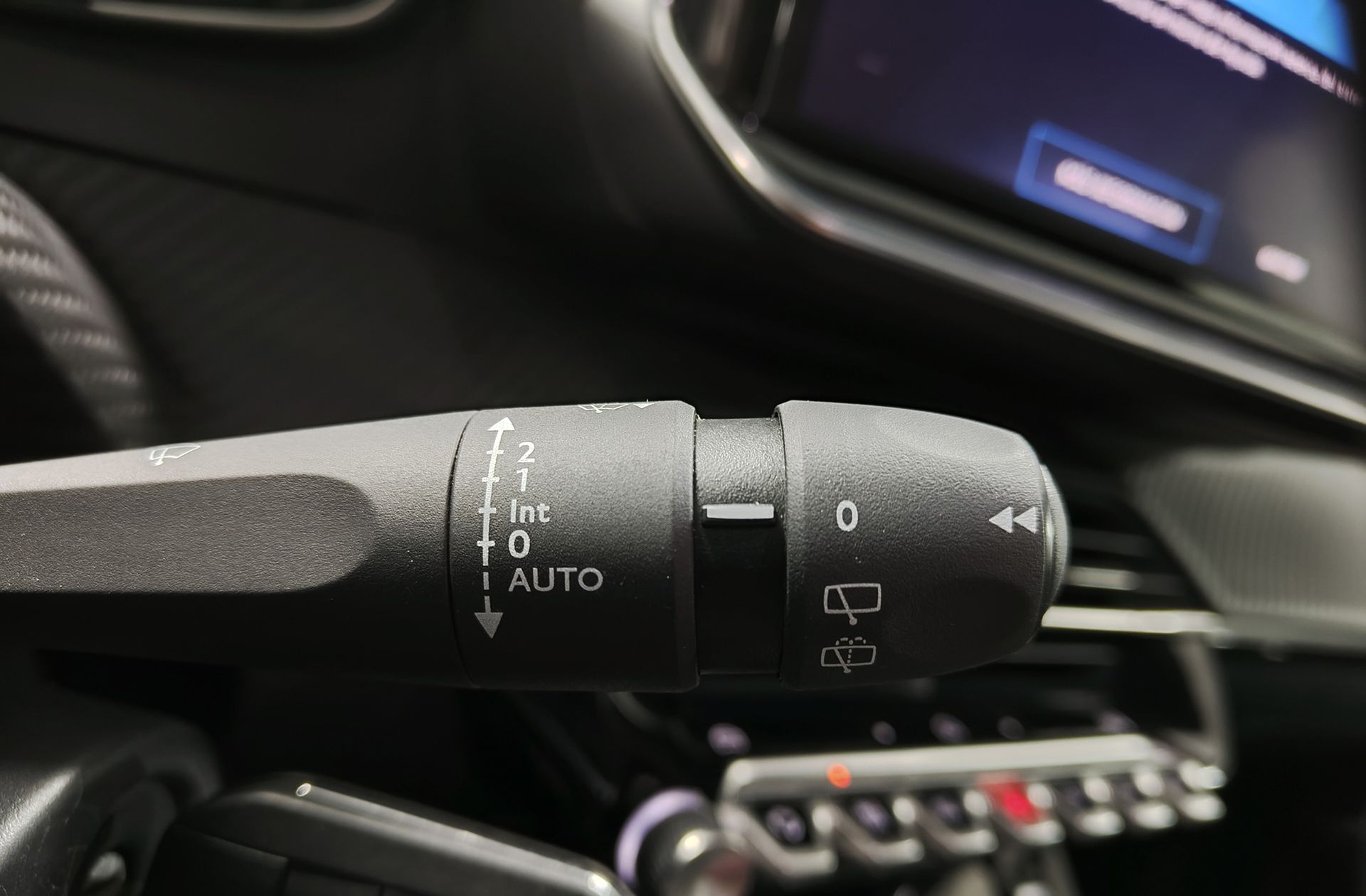 Peugeot 2008 PureTech 100 Allure - foto 26