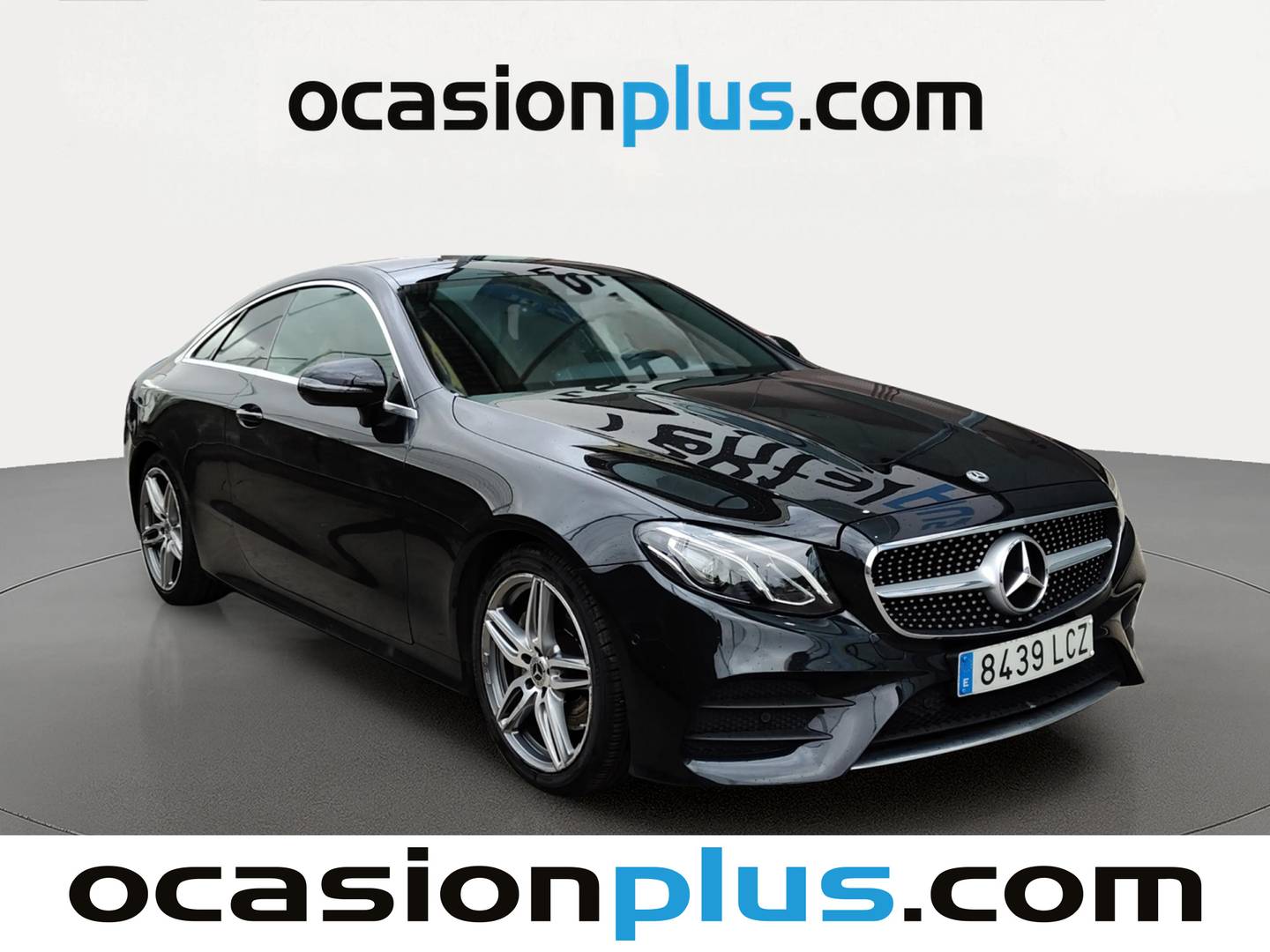 Foto delantera Mercedes Clase E Mercedes-Benz Clase E 220 d Coupe (194 CV) Pack AMG derecha
