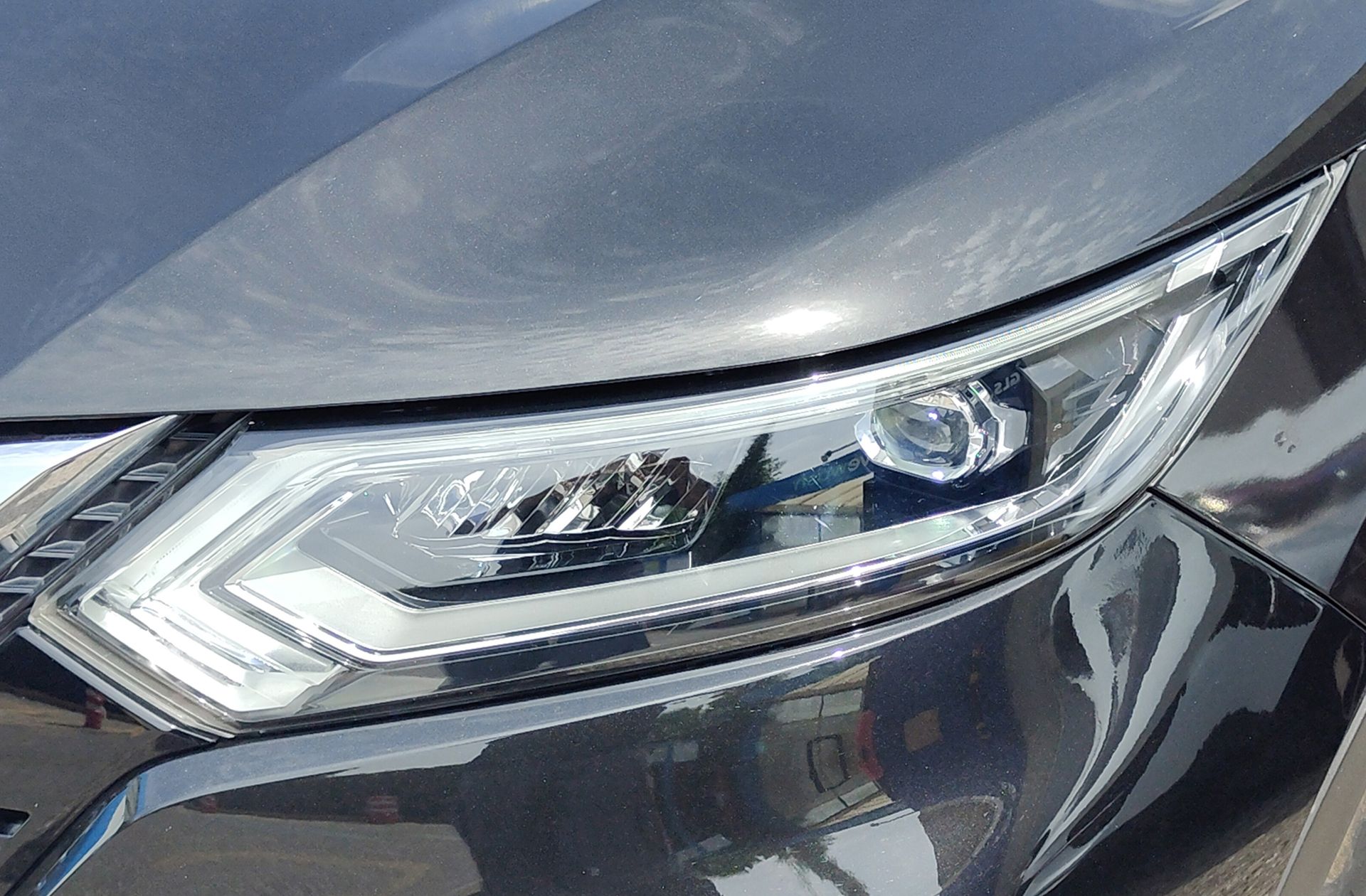 Nissan Qashqai DIG-T 160 N-Connecta 4x2 DCT - foto 14