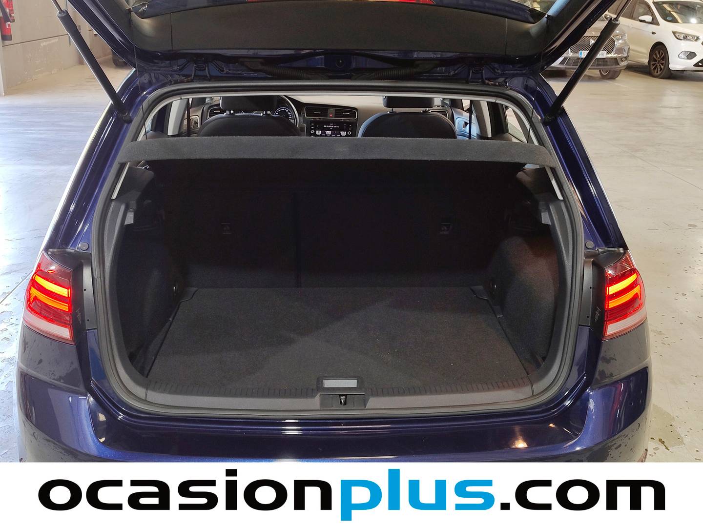 Fotos maletero Volkswagen Golf Volkswagen Golf Last Edition 1.5 TSI Evo (130 CV)