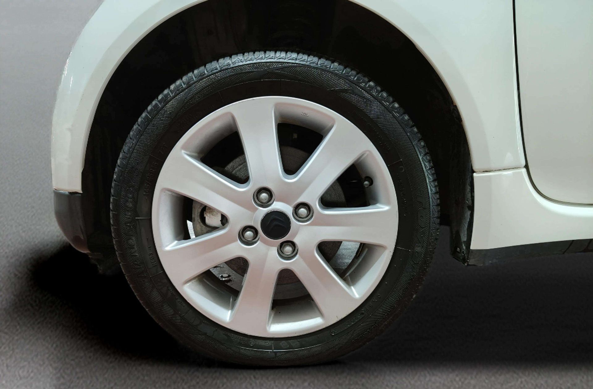 Citroën C-Zero Highline - foto 28