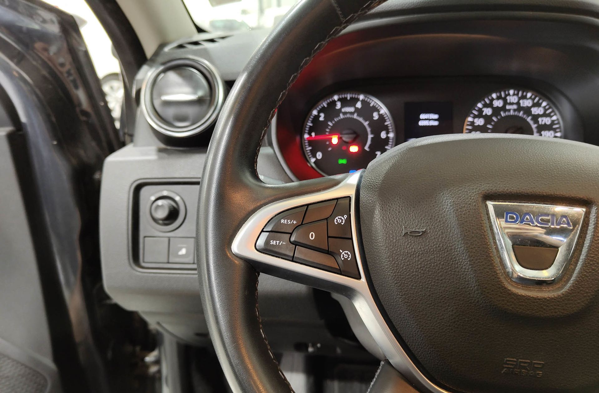 Dacia Duster Prestige TCe EDC - foto 27