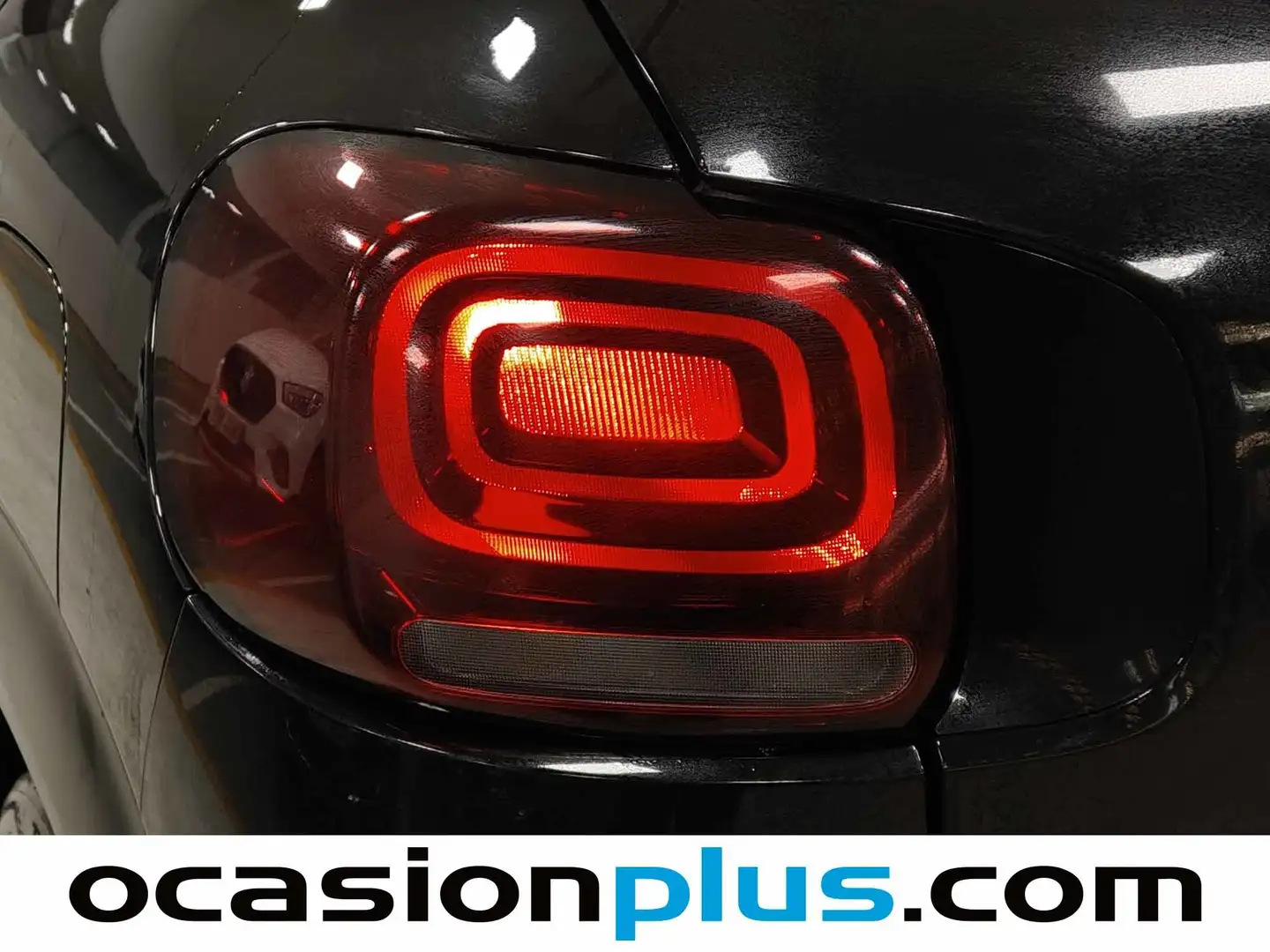 Foto Citroën C3 Aircross Citroen C3 Aircross PureTech 130 Shine Pack EAT6 (131 CV)