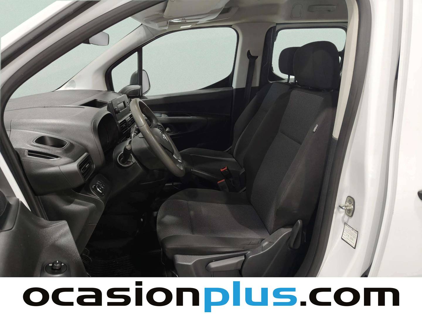 Foto asientos delanteros Opel Combo Life Opel Combo Life 1.5 TD Business Edition Plus L1 (102 CV)