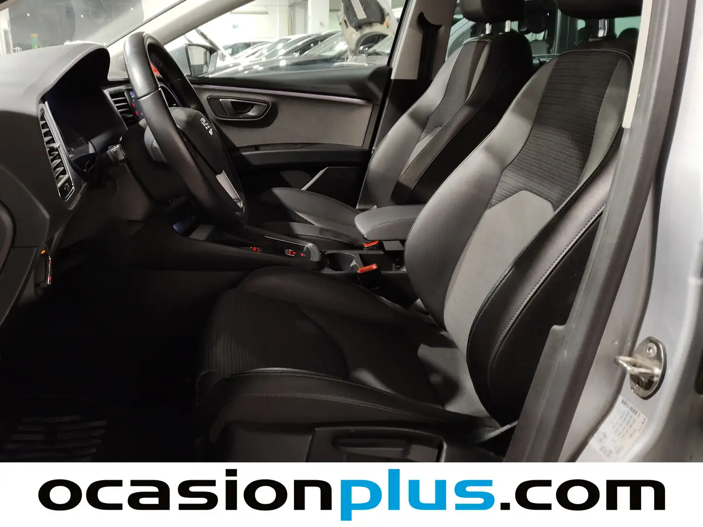 Foto Seat León SEAT León ST ST 2.0 TDI S&S Xcellence DSG (150 CV)