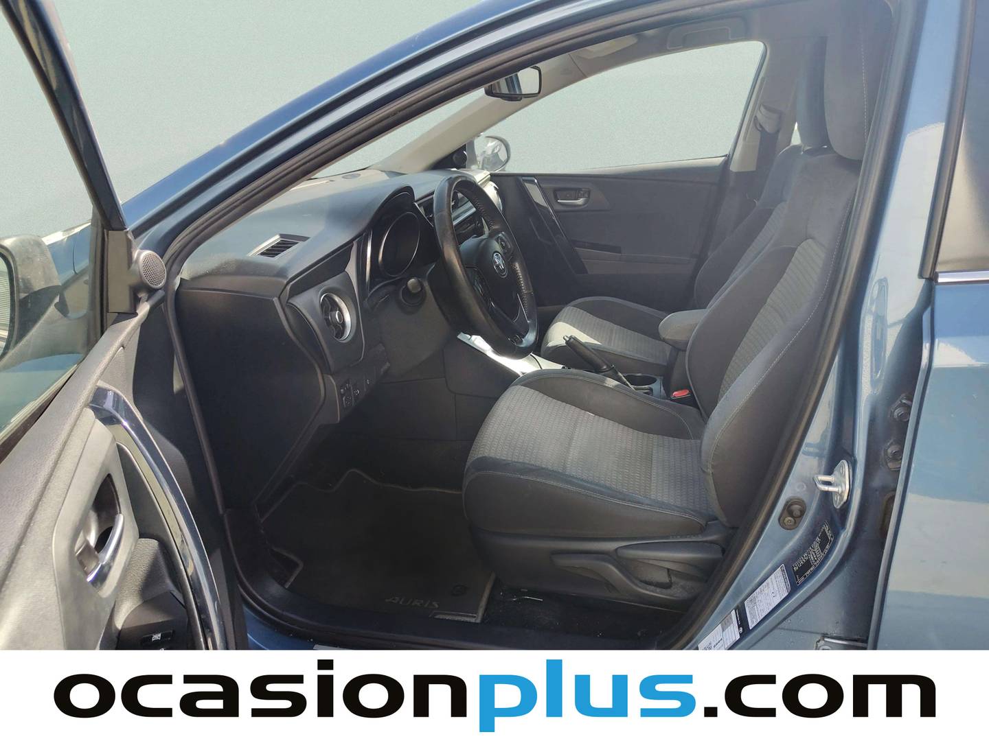 Foto asientos delanteros Toyota Auris Toyota Auris 140H Hybrid Touring Sports Feel! (136 CV)