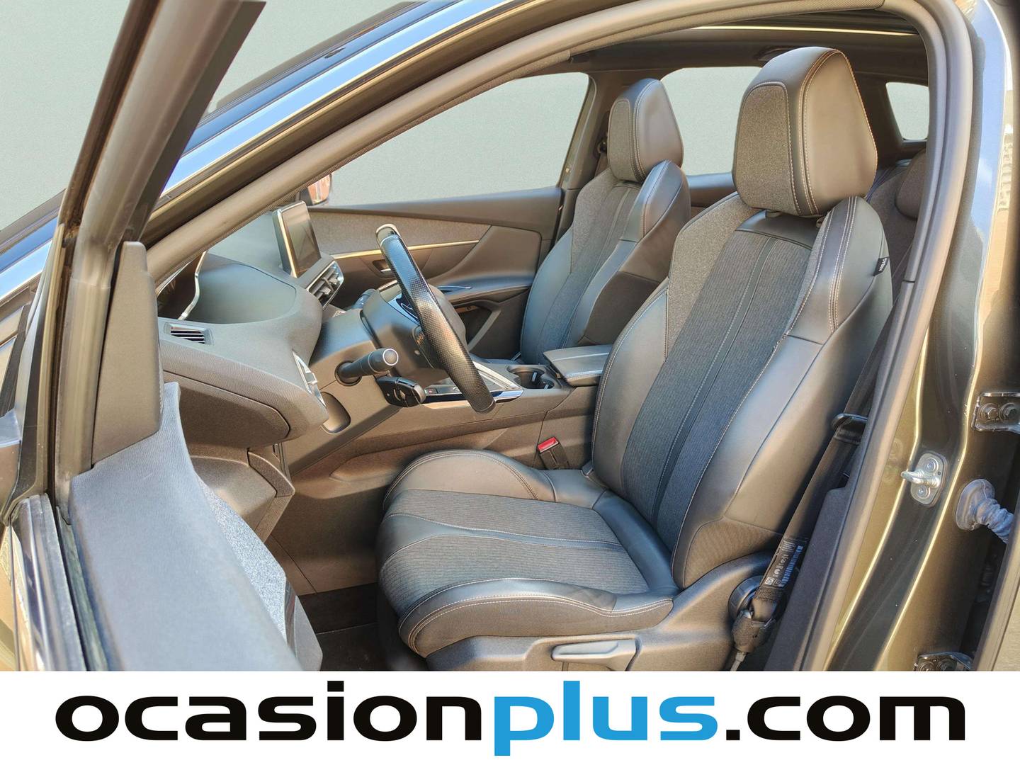 Foto asientos delanteros Peugeot 3008 Peugeot 3008 PureTech 130 S&S GT Line (130 CV)