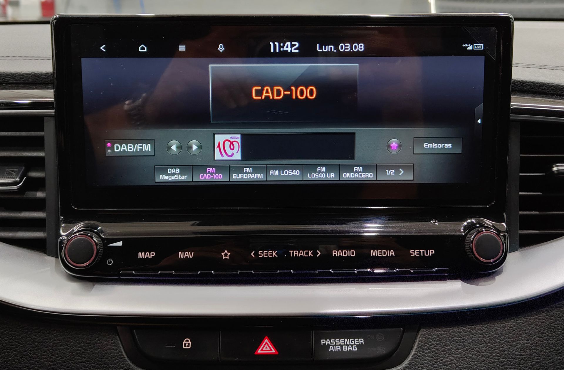 Kia XCeed 1.5 MHEV iMT Tech - foto 32