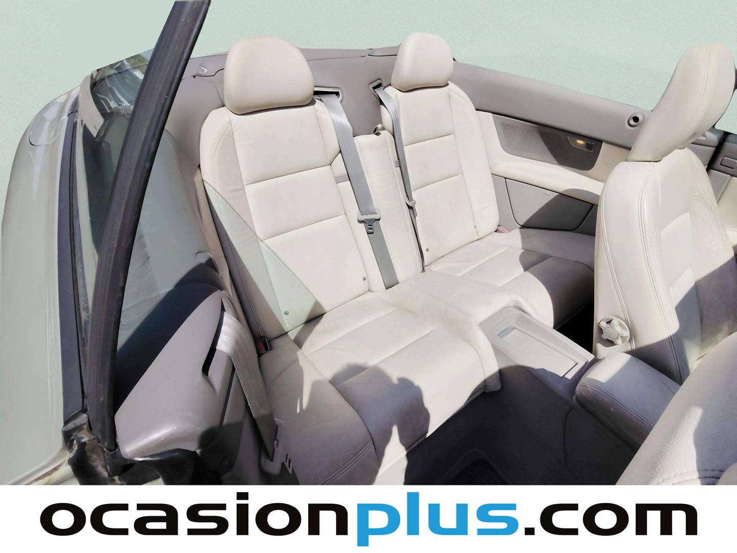 Foto Volvo C70 Volvo C70 2.4 Cabrio Momentum (140 CV) siete plazas