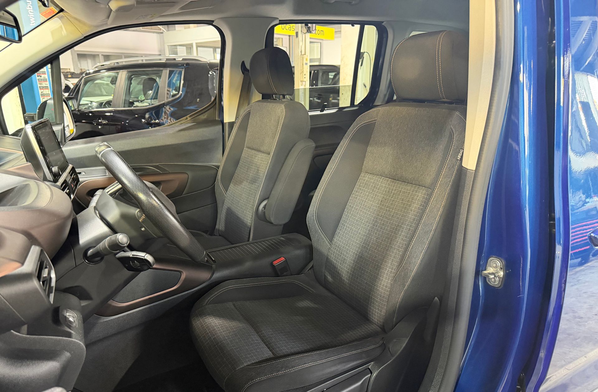 Peugeot Rifter BlueHDi 130 GT Standard - foto 11