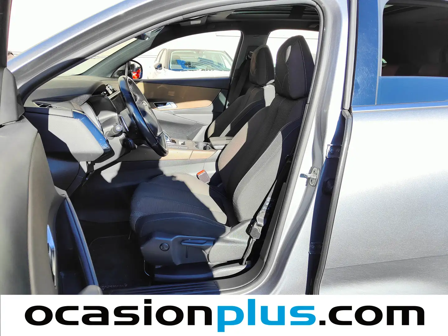 Foto DS DS 7 Crossback DS DS7 Crossback BlueHDi 130 DE Bastille + AT (130 CV)