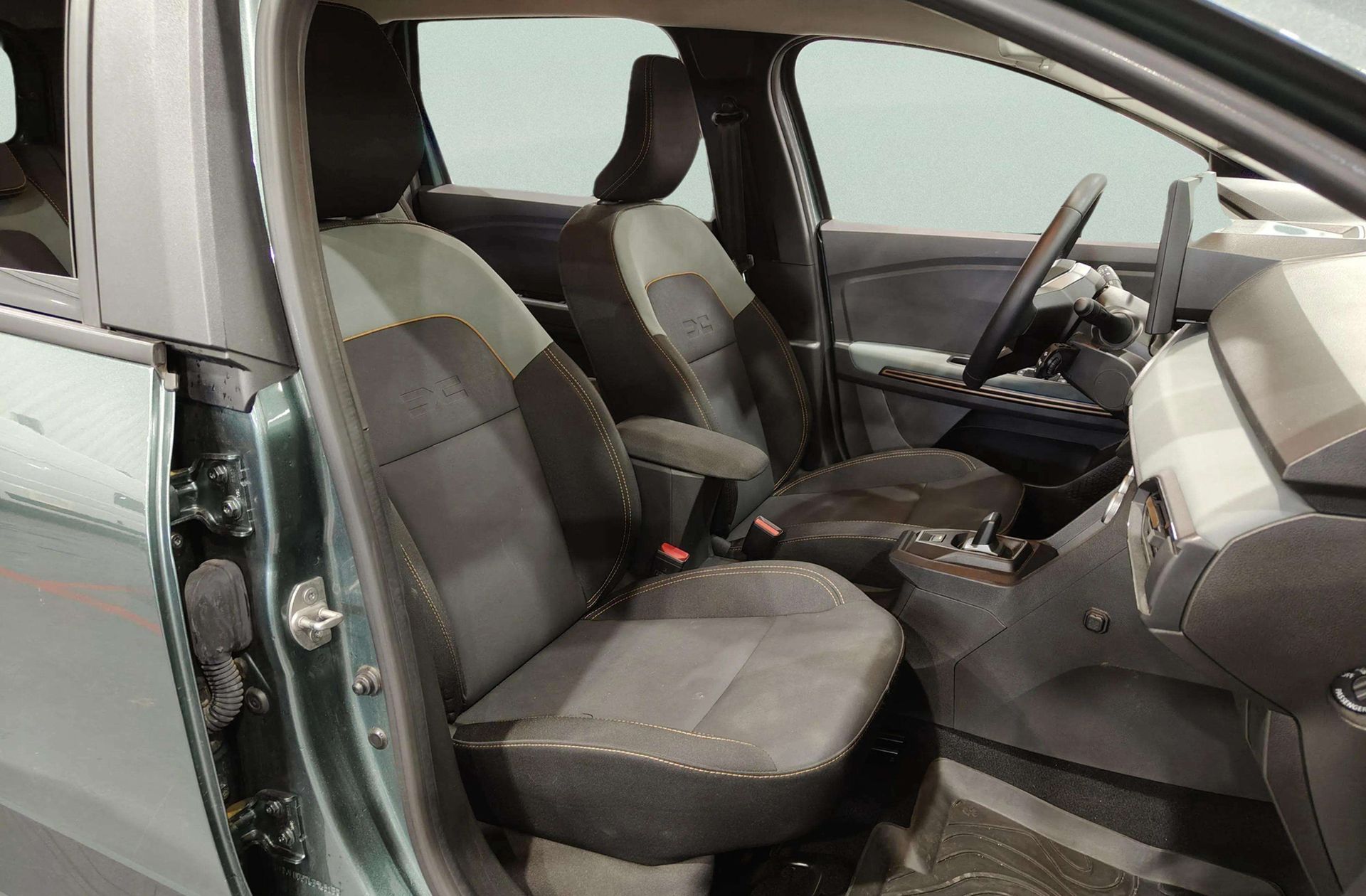 Dacia Jogger Extreme Hybrid 7 plazas - foto 18