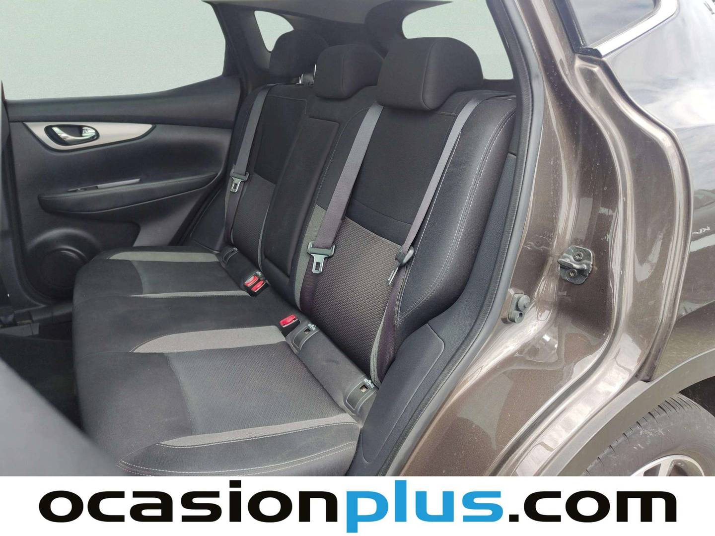Foto asientos traseros Nissan QASHQAI Nissan Qashqai DIG-T 140 N-Connecta (140 CV)