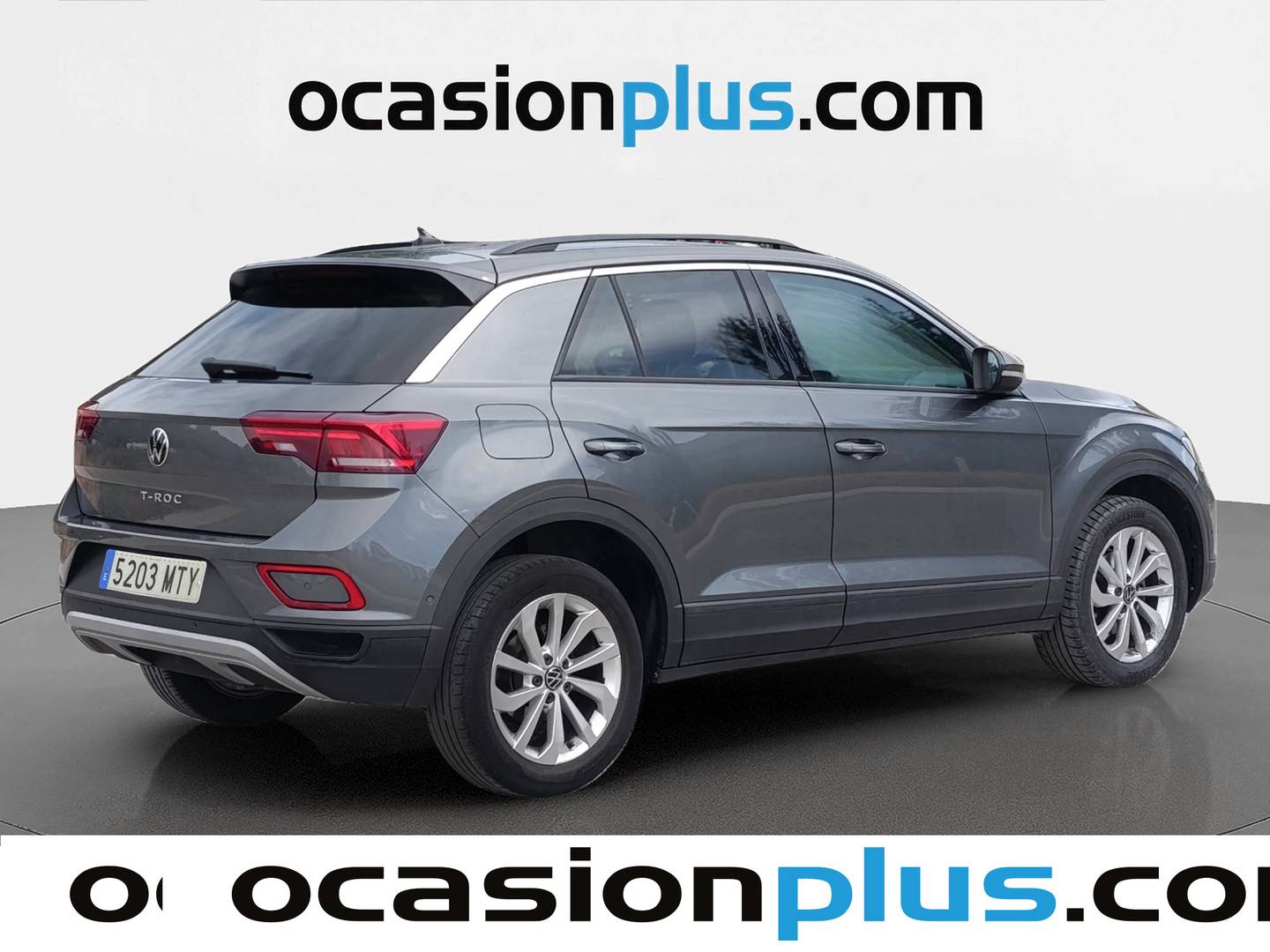 Foto trasera Volkswagen T-Roc Volkswagen T-Roc Life 1.0 TSI (115 CV) derecha