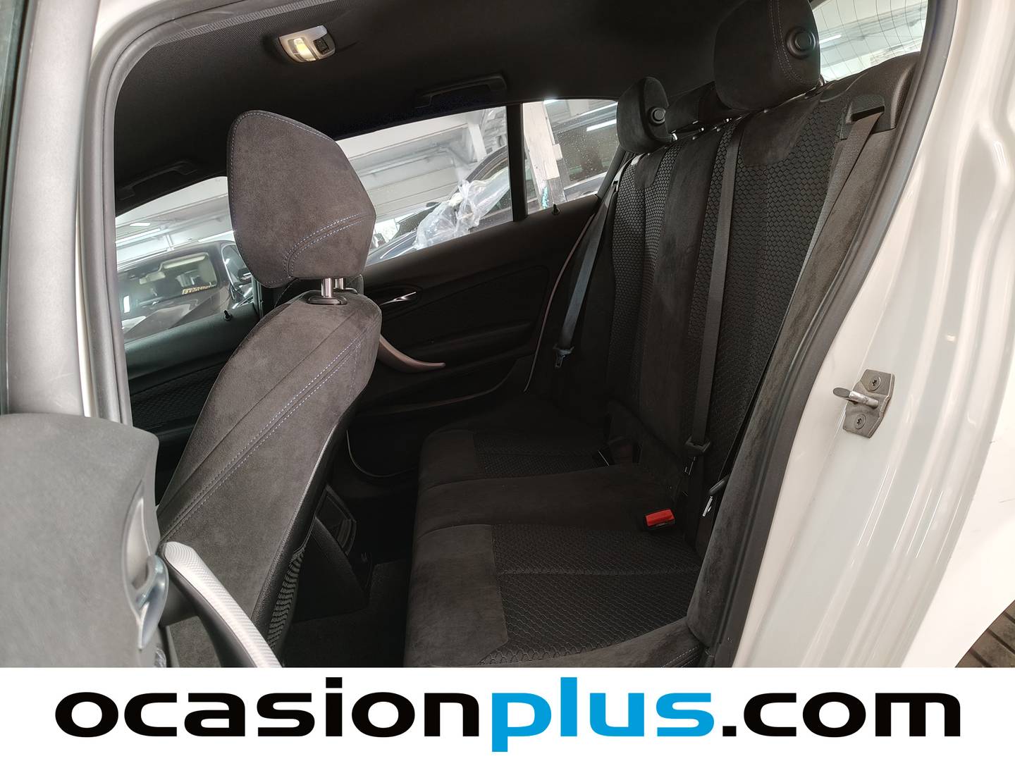 Foto asientos traseros BMW Serie 1 BMW Serie 1 118d (150 CV) Pack M