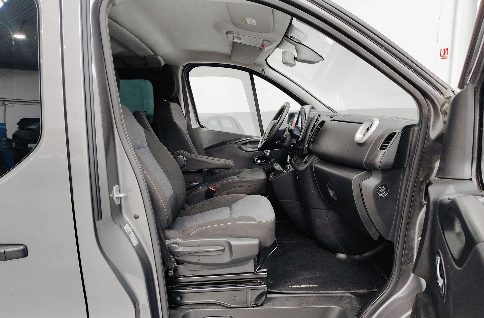 Fiat Talento Combi 1.6 EcoJet SX Corto Camperizada 5 plazas - foto 21