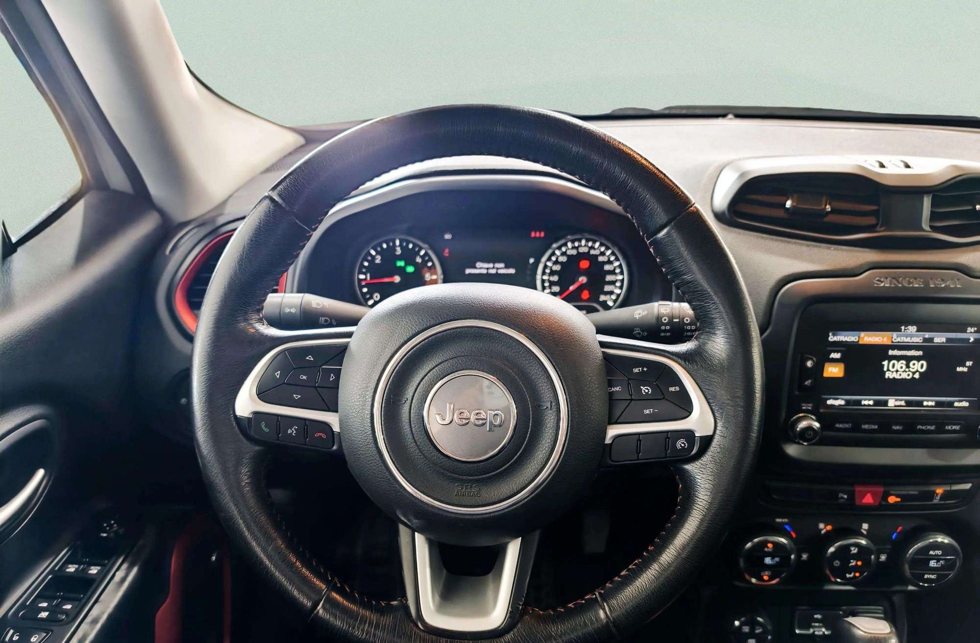 Jeep Renegade 2.0 MultiJet Trailhawk 4x4 AD Low - foto 25