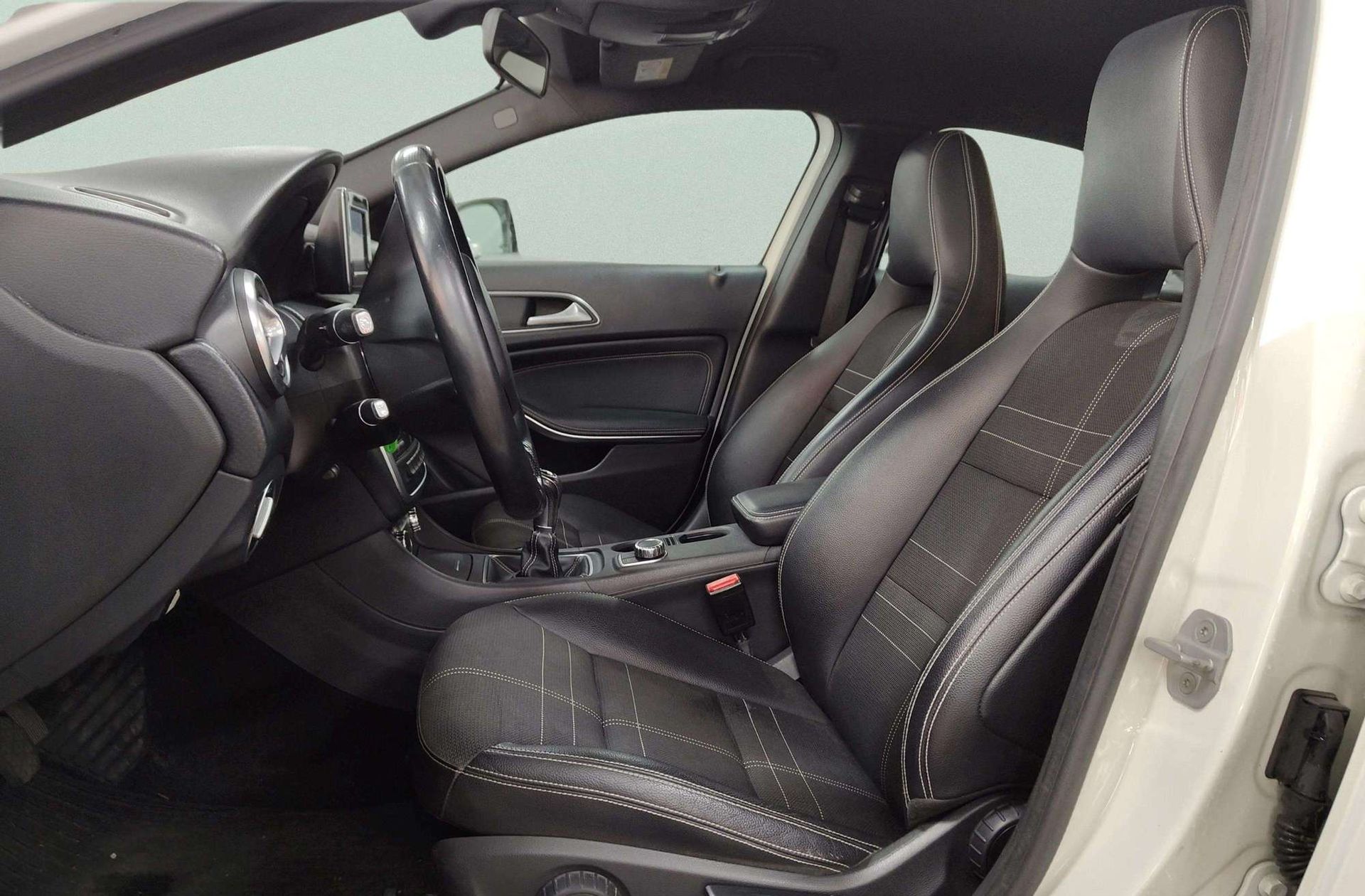 Mercedes-Benz Clase A 180 CDI Urban - foto 11