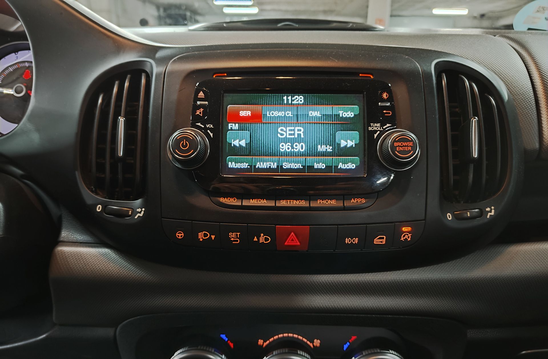 Fiat 500L 1.6 16v MultiJet II Living Lounge 7 plazas - foto 28