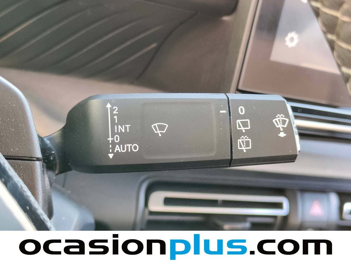 Paquetes del Citroën C3 Aircross Citroën C3 Aircross Hybrid 145 Plus e-DCS6 (145 CV)