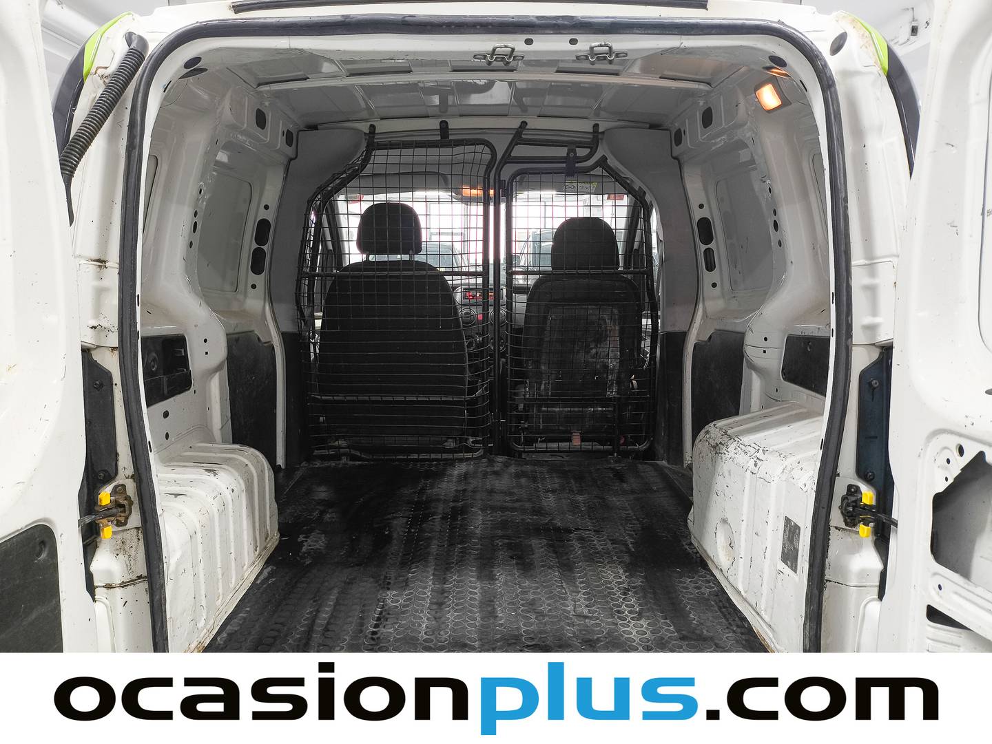 Foto asientos traseros Fiat Fiorino Fiat Fiorino Cargo Furgon 1.3 Multijet Base (75 CV) 2 Plazas