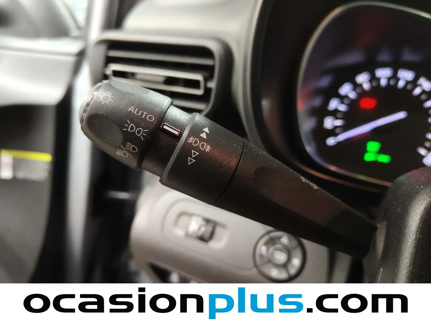 Foto Citroën Berlingo Citroen Berlingo BlueHDi 100 S&S Talla M Shine (102 CV)