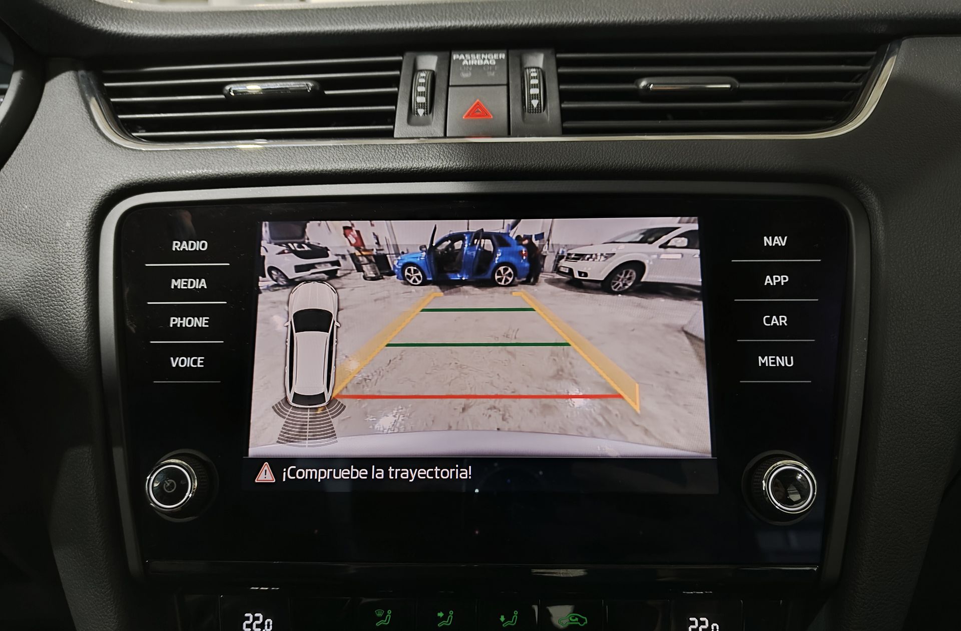 Škoda Octavia Combi 1.6 TDI CR Ambition - foto 9