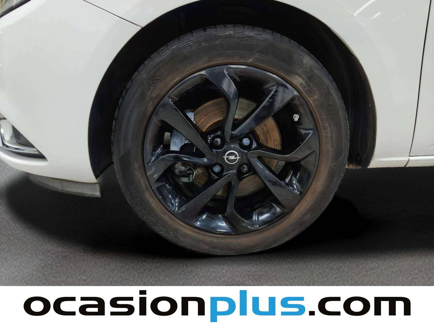 Equipamiento del Opel Corsa Opel Corsa 1.4 Turbo S&S Color Edition (100 CV)