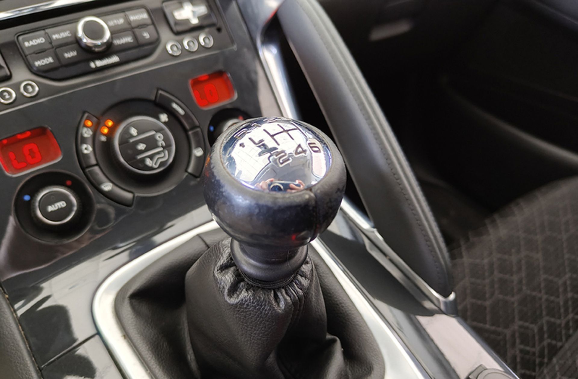 Peugeot 3008 1.2 PureTech Style - foto 5