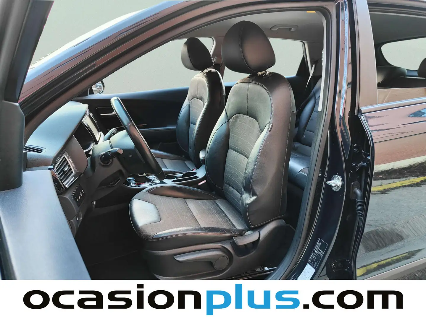 Foto KIA Niro Kia Niro 1.6 GDi HEV Híbrido Emotion  (141 CV)