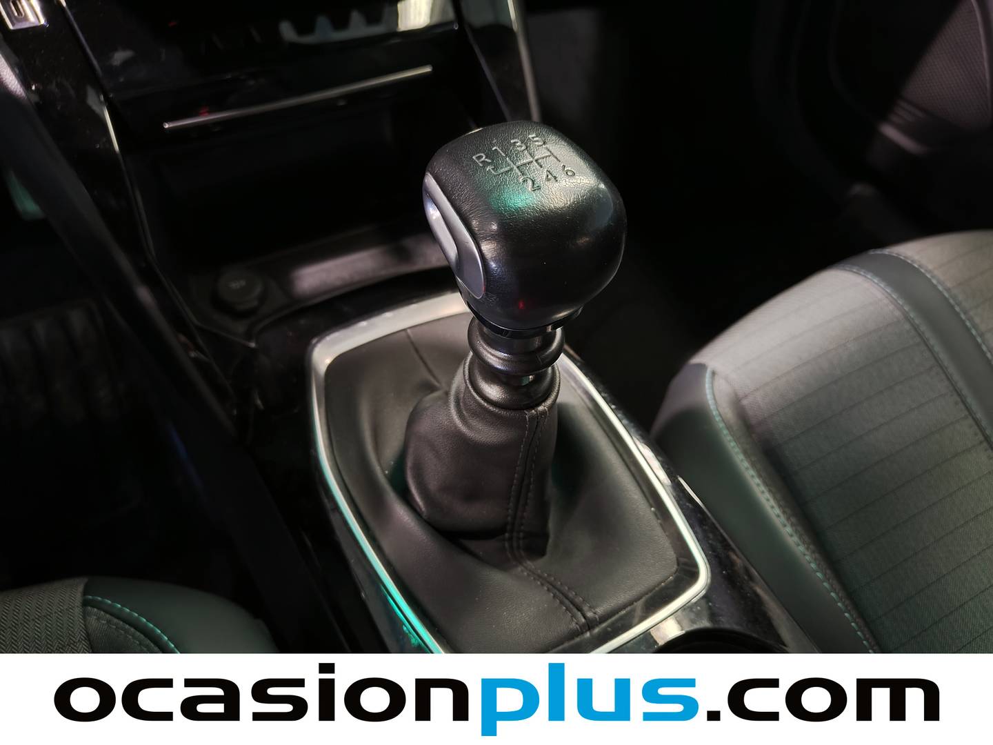 Foto Peugeot 2008 Peugeot 2008 PureTech 100 S&S Allure (100 CV)