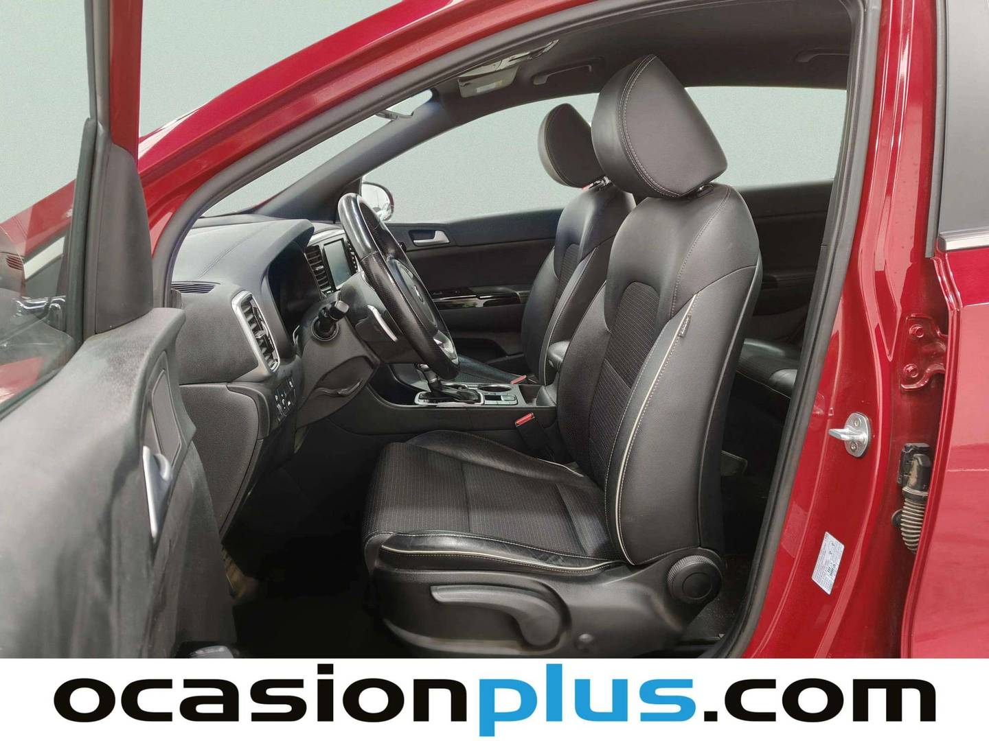 Foto asientos delanteros KIA Sportage Kia Sportage 1.6 MHEV GT Line Essential 4x2 DCT (136 CV)